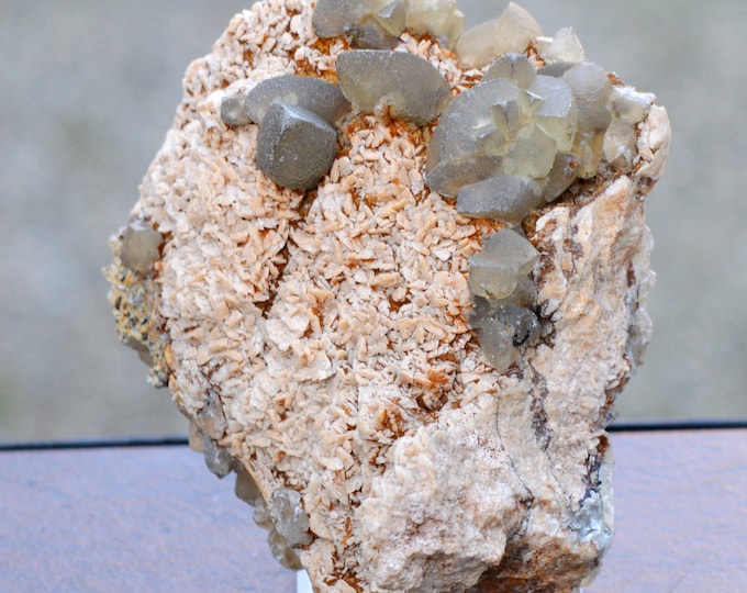 Calcite & dolomite 285 grams - Morocco