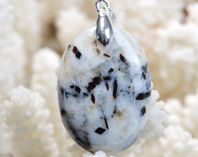 Astrophyllite 50 carats - pendentif cabochon pierre naturelle - Russie / FS70