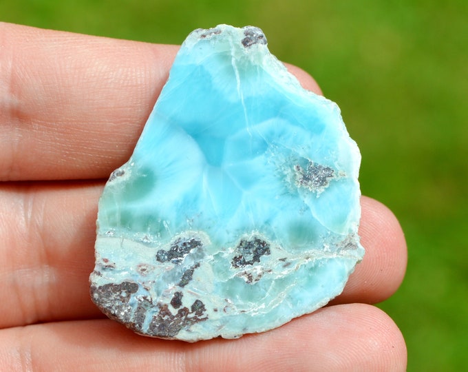 Pectolite var. Larimar 24 grams - Filipinas Larimar Mine, Los Checheses, Sierra de Baoruco, Barahona Province, Dominican Republic