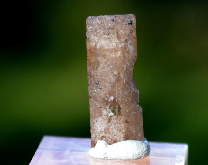 Topaz 1.1 grams - Topaz Mountain, Thomas Range, Juab County, Utah, USA