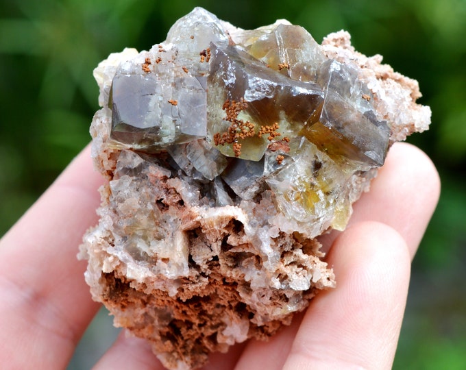 Fluorite & Quartz 131 grams - Valzergues, Villefranche-de-Rouergue, Aveyron, Occitanie, France