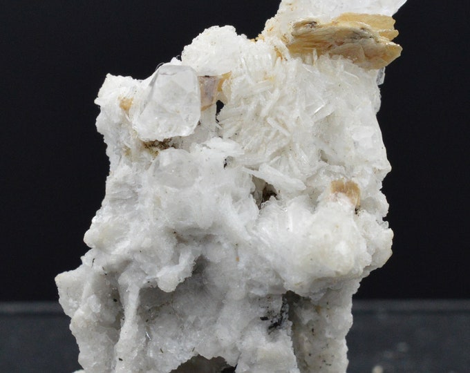 Topaz Cleavelandite and Muscovite 26.5 grams - ALBITE - Nice color - Pakistan