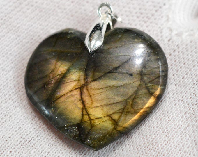 Labradorite 67 carats - pendentif cabochon pierre naturelle - Madagascar / FV70