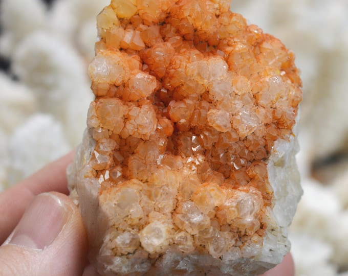 Quartz 197 grams - L'Argentolle, Saint-Prix, Autun, Saône-et-Loire, Burgundy-Franche-Comté, France