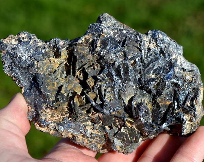 Hematite 1030 grams - Valle Giove stope, Rio Mine, Rio Marina, Rio, Livorno Province, Tuscany, Italy