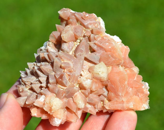 Calcite 135 grams - Limestone quarry, Limont-Fontaine, Maubeuge, Avesnes-sur-Helpe, Nord, Hauts-de-France, France