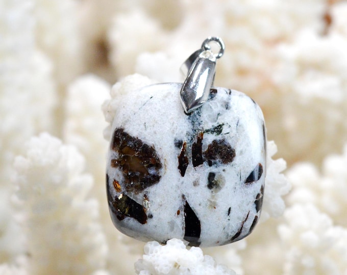 Astrophyllite 34 carats - pendentif cabochon pierre naturelle - Russie / FP40