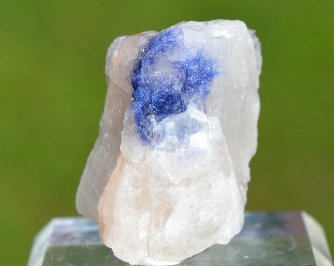 Dumortierite Quartz 12.6 grams - Vaca Morta quarry, Serra da Vereda, Boquira, Bahia, Brazil