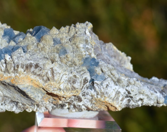 Fluorite & Quartz 237 grams - Daqiutou Mine, Yongchun Co., Quanzhou, Fujian, China