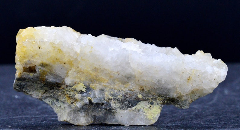 Darmstadt Emilie II Mine Weilrod Pyromorphite Germany Hochtaunuskreis 37 grams Quartz Hesse Altweilnau