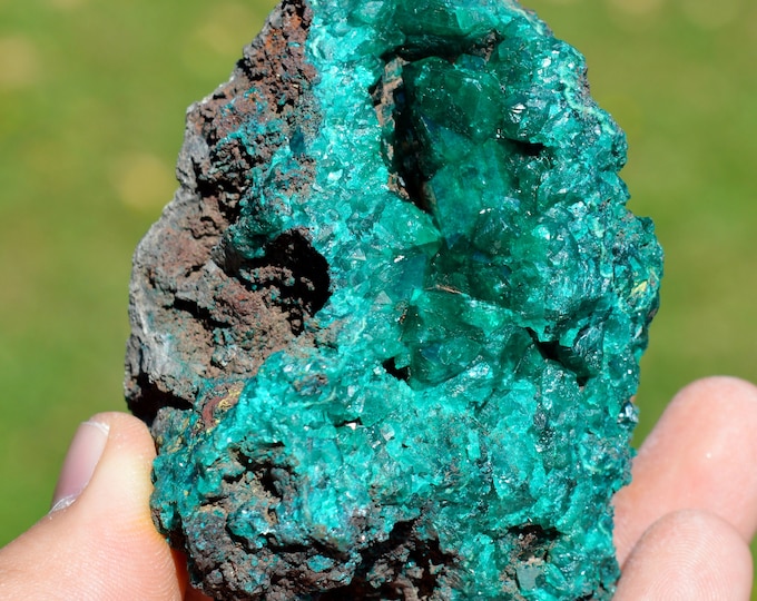 Dioptase 264 grams - Mfouati District, Bouenza Department, Republic of the Congo