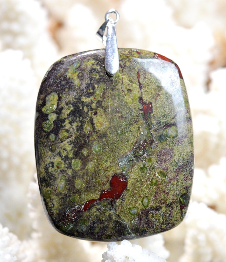 Jaspe Dragon Blood 186 carats Australia Ref BD57 cabochon pendant natural stone