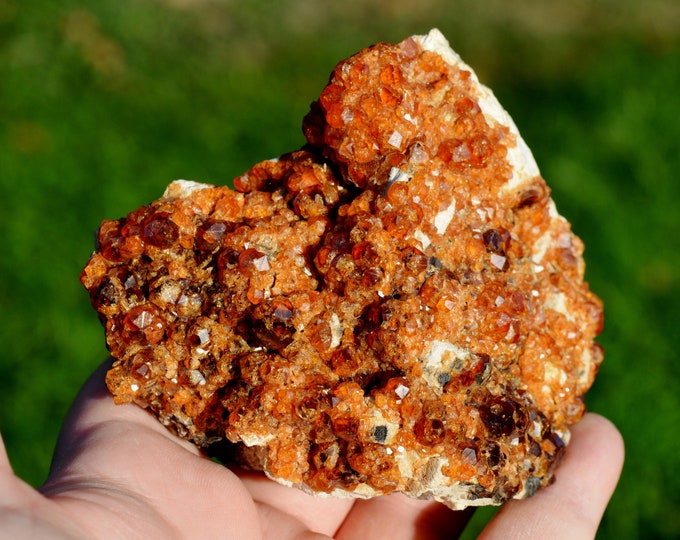 Spessartite Garnet 462 grams - Lechang Mine, Lechang Co., Shaoguan, Guangdong, China