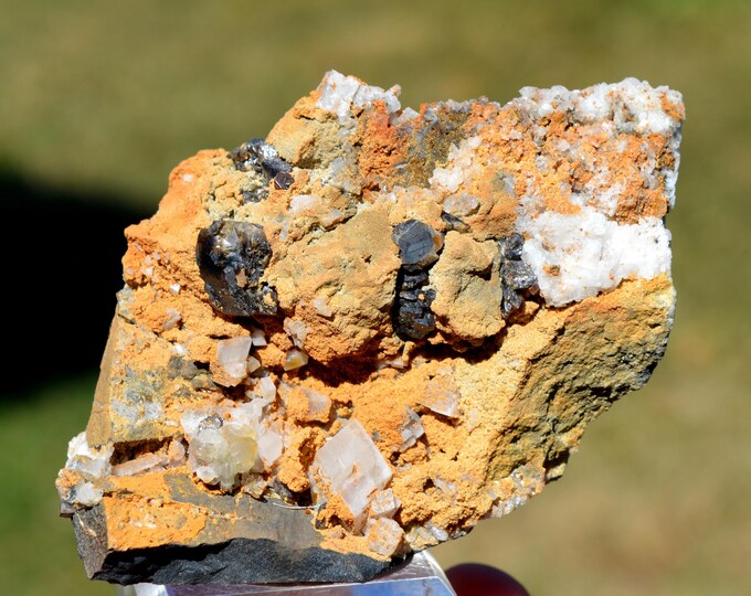Dolomite 181 grams - Croix-de-Pallières, Saint-Félix-de-Pallières, Le Vigan, Gard, Occitanie, France