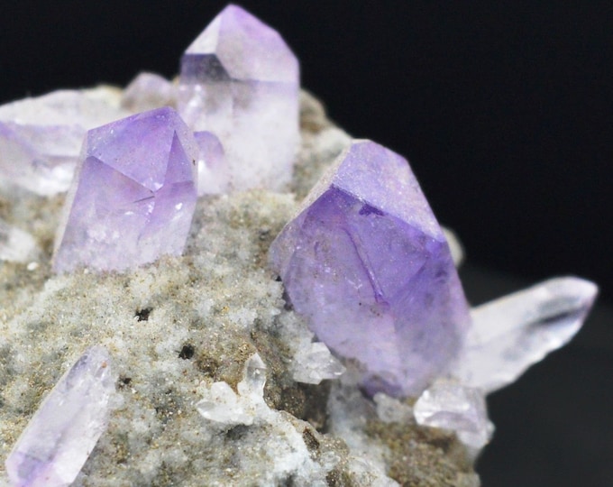 Amethyst crystals on matrix 33.6 grams - AMETHYST - Veracruz, Mexico