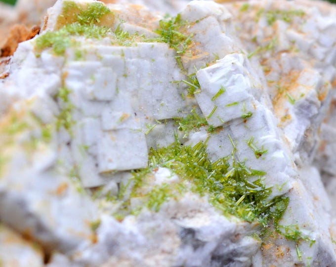 Pyromorphite Baryte Fluorite 1170 grams - Chaillac Mine, Chaillac, Indre, Centre-Val de Loire, France