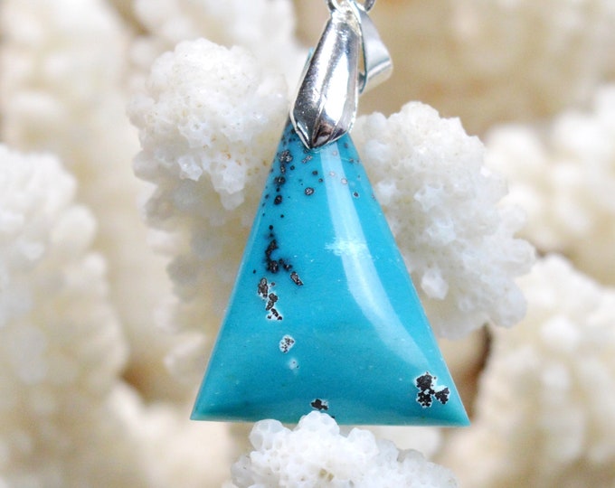 13 carat chrysocolla - natural stone cabochon pendant - Congo // DA77