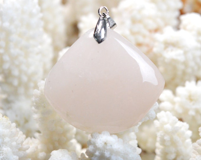 Quartz rose 88 carats - pendentif cabochon pierre naturelle - Madagascar / FD13