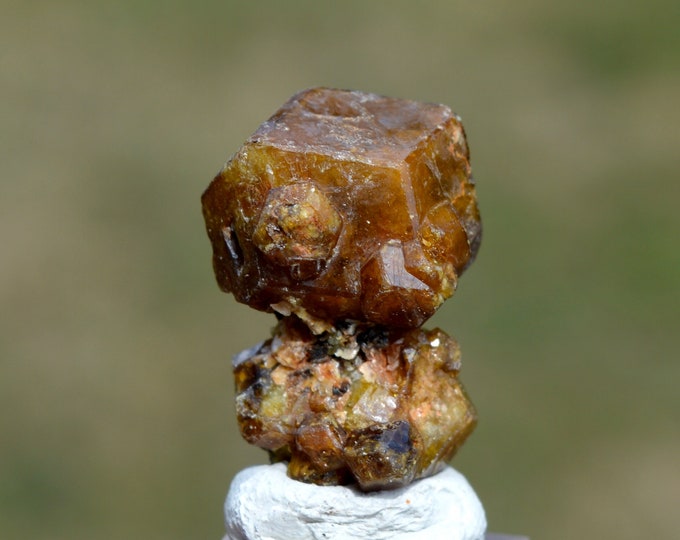Grossular Garnet 13 grams - Sandaré, Sandaré Commune, Nioro du Sahel Circle, Kayes Region, Mali
