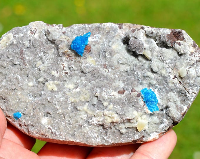 Cavansite & Chalcedony 510 grams - Wagholi Quarries, Wagholi, Pune District, Maharashtra, India