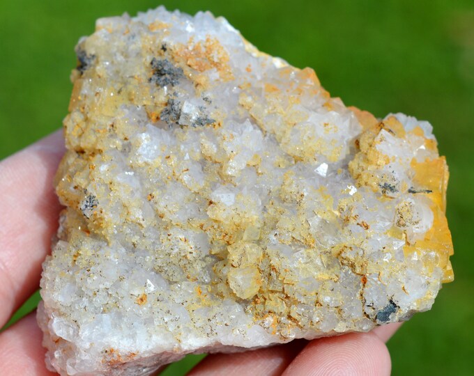 Quartz 167 grams - L'Argentolle, Saint-Prix, Saint-Léger-sous-Beuvray, Saône-et-Loire, France
