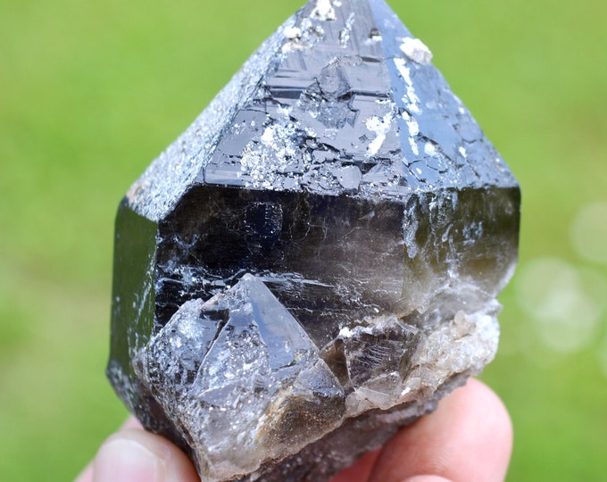 Smoky quartz 208 grams - Ambatofinandrahana, Amoron'i Mania, Madagascar