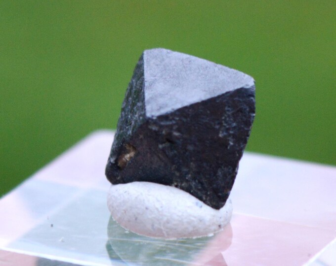 Cassiterite 2.1 grams - Mwaka, Kibingo pegmatite, Nyarusange, Muhanga District, Southern Province, Rwanda