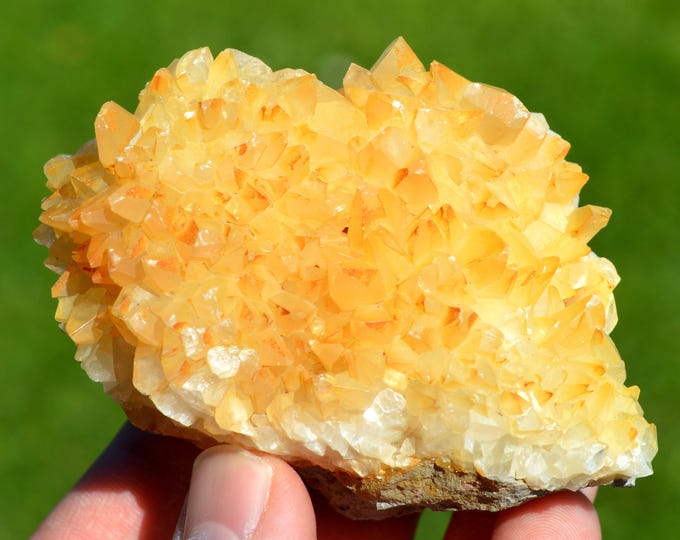 Calcite 284 grams - Limestone quarry, Limont-Fontaine, Maubeuge, Avesnes-sur-Helpe, Nord, Hauts-de-France, France