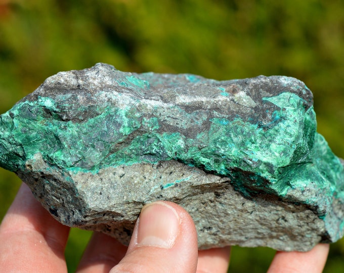 Malachite - 733 grams - Lily Mine, Pisco Umay, Ica, Peru