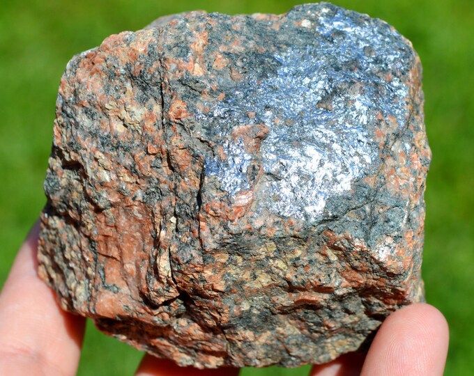 Molybdenite 595 grams - Château-Lambert, Mélisey, Lure, Haute-Saône, Burgundy-Franche-Comté, France