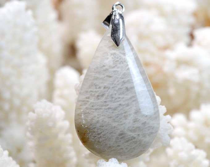 Pierre de lune 50 carats - pendentif cabochon pierre naturelle - Madagascar / FM80