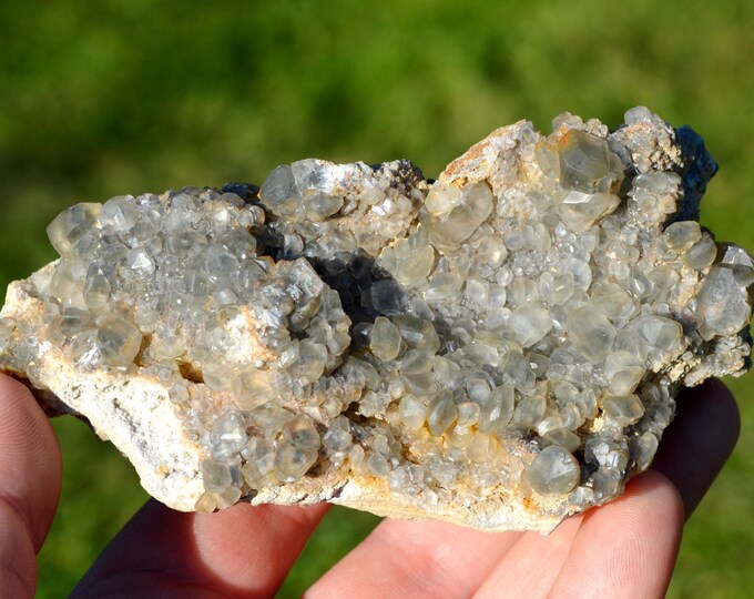 Calcite 312 grams - Lompret quarry, Lompret, Chimay, Hainaut, Wallonia, Belgium