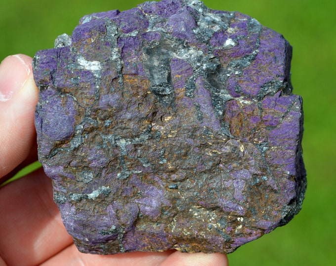 Purpurite 236 grams - Cameroon pegmatite, Goabeb Farm 63, Karibib, Erongo Region, Namibia