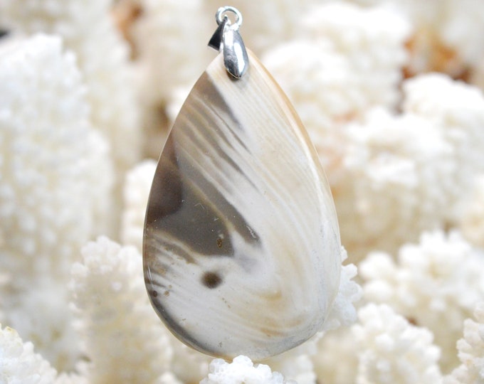 Flint (flint) 47 carats - natural stone cabochon pendant - Poland / FE24