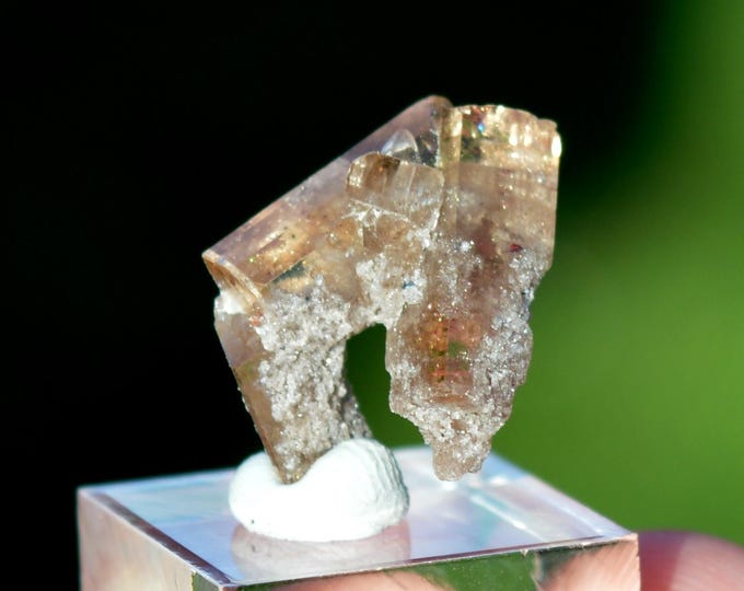 Topaz 2.4 grams - Topaz Mountain, Thomas Range, Juab County, Utah, USA