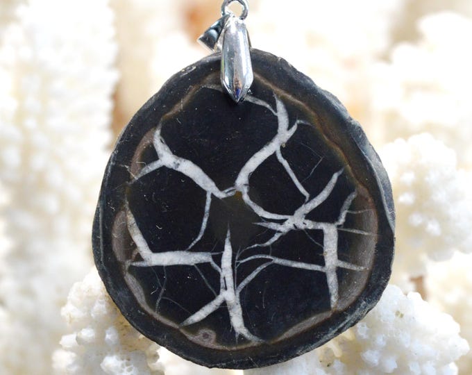 148-carat Septarian No. 1 - natural stone cabochon pendant - Morocco / FX68