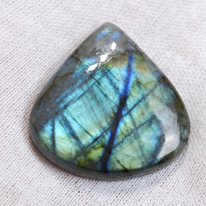Labradorite 111 carati - cabochon in pietra naturale - Madagascar / FJ79