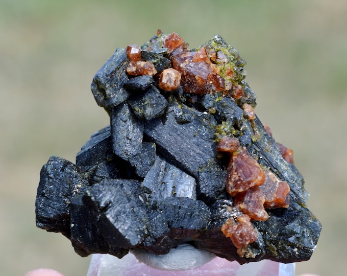Andradite-Grossular Garnet & Epidote 88 grams - Trantimou, Diakon, Arrondissement of Diakon, Bafoulabé Cercle, Kayes Region, Mali