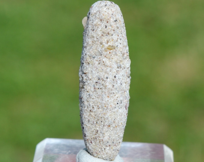 Calcite pseudomorph sandstone 11 grams - Utah, USA