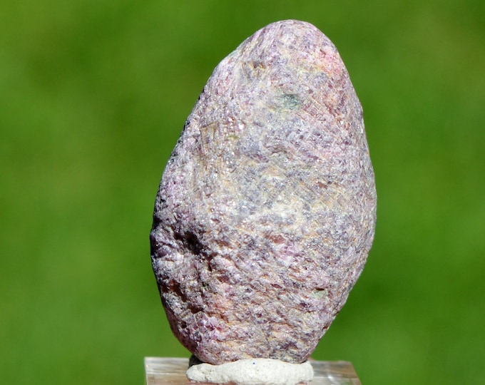 Corundum var. Ruby 24 grams - Fluorescent - Mysore District, Karnataka, India