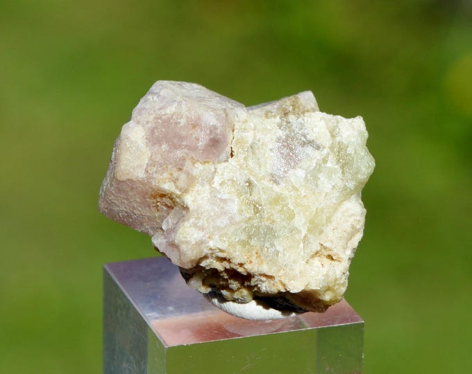 Grossular garnet 11 grams - Gondo, Zwischbergen, Brig, Valais, Switzerland