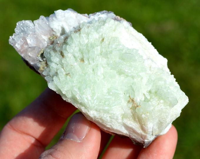 Prehnite & Quartz 253 grams - Taza Circle, Taza Province, Fez-Meknes Region, Morocco