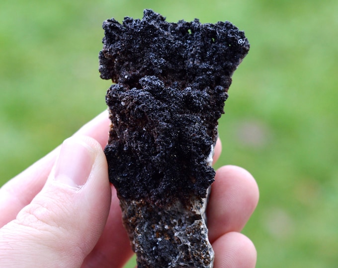 Descloizite & mottramite smithsonite 108 grams - Tsumeb Mine, Tsumeb, Oshikoto Region, Namibia