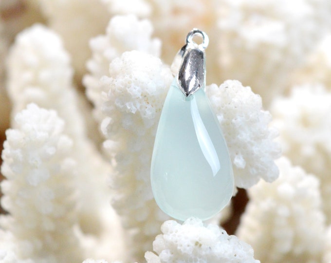 17 carat chalcedony - natural stone cabochon pendant - Türkiye / EN70