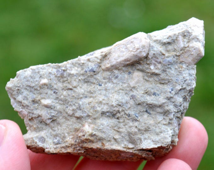 Orthoclase 94 grams - Four-la-Brouque ravine, Saint-Babel, Issoire, Puy-de-Dôme, Auvergne-Rhône-Alpes, France