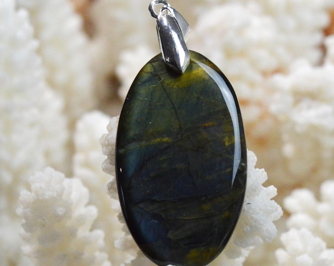 Pietersite var. Nellite - 32 carats - natural stone cabochon pendant - Namibia / FR96
