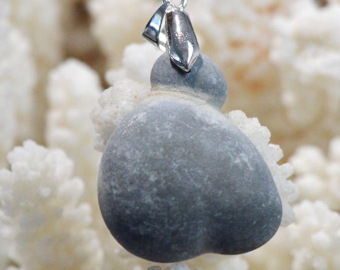 56 Carat Fairy Stone - Natural Stone Pendant - Canada / FT47