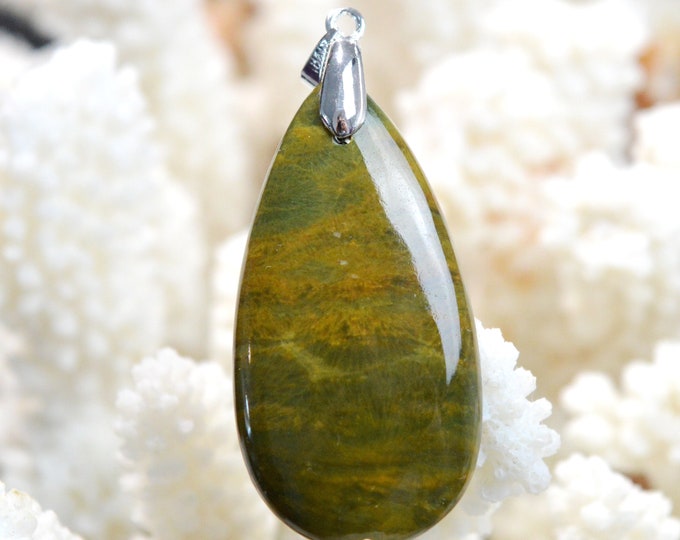 50 carat Jasper - natural stone cabochon pendant - South Africa // DK28