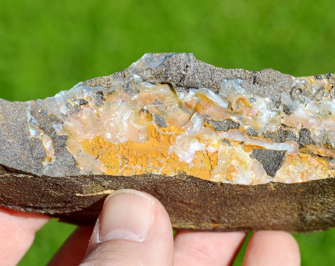 Boulder opal 298 grams - Queensland, Australia