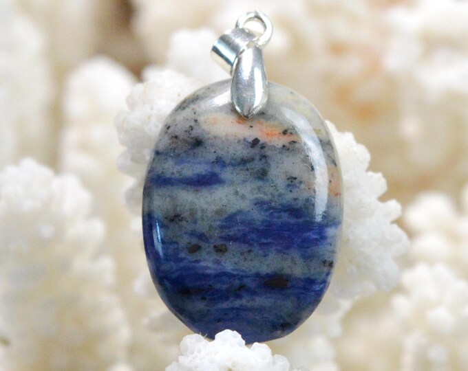 Sodalite 21 carats - natural stone cabochon pendant - Namibia / FT68